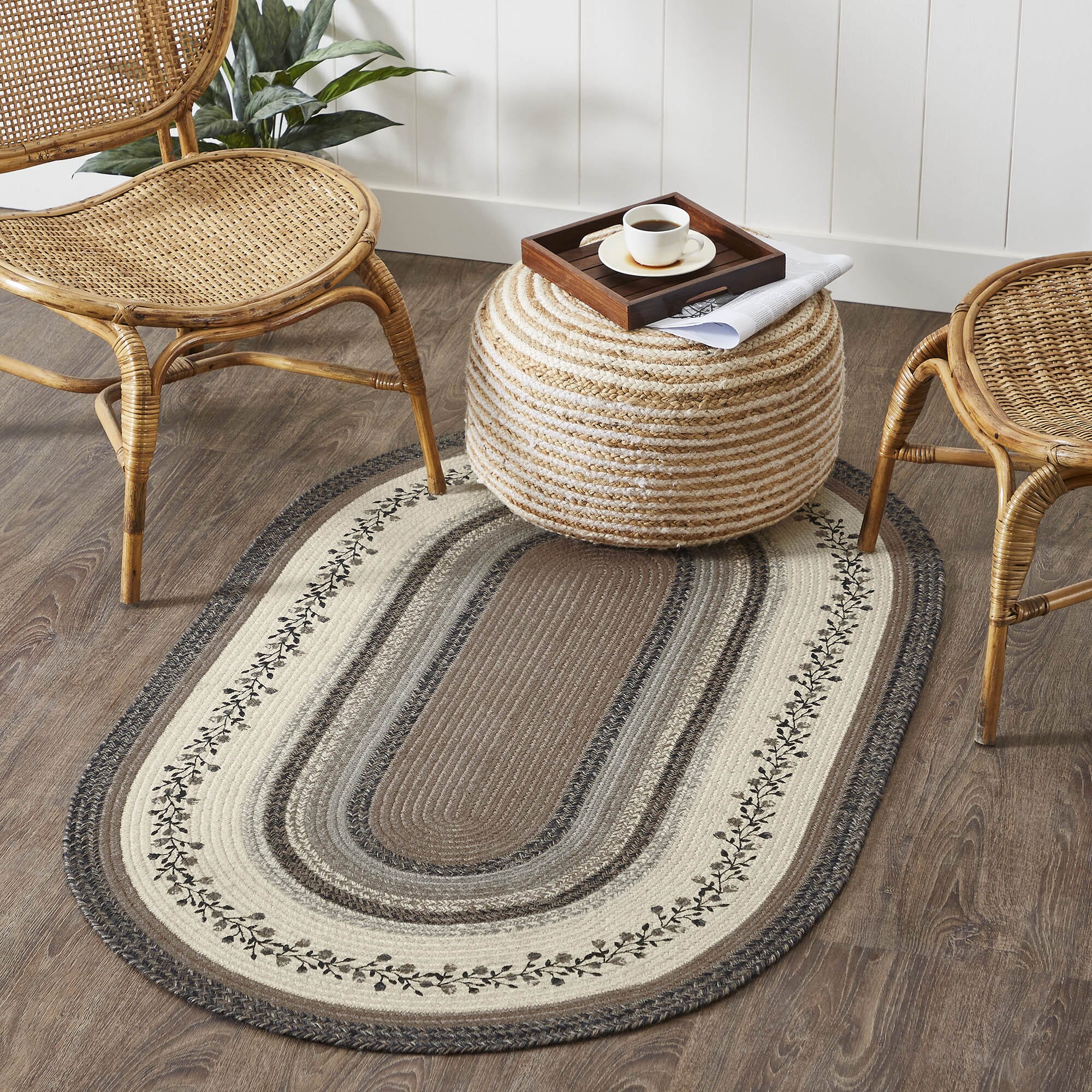 Floral Vine Oval Braided Rug 36x60