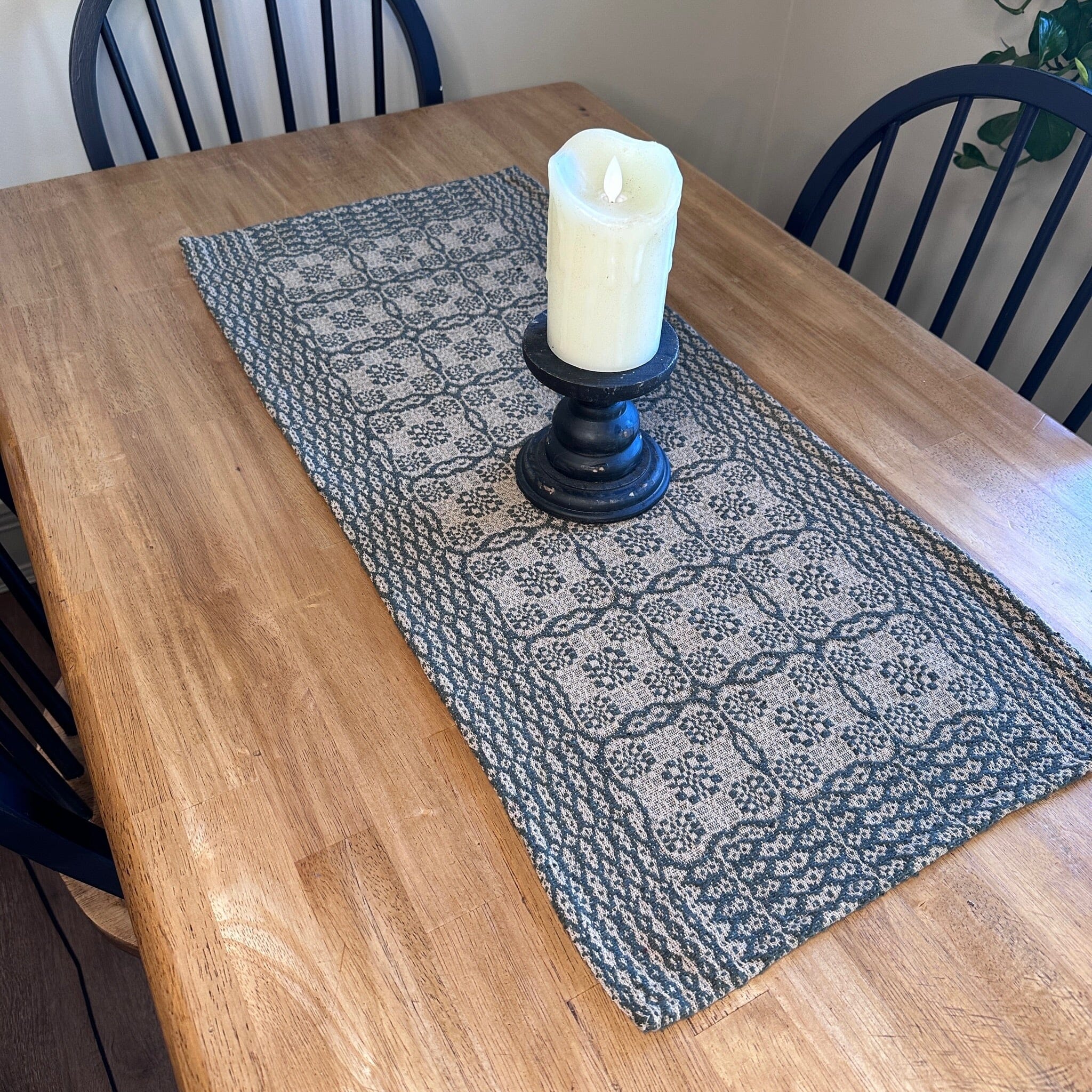 Saratoga-Green-and-Linen-Woven