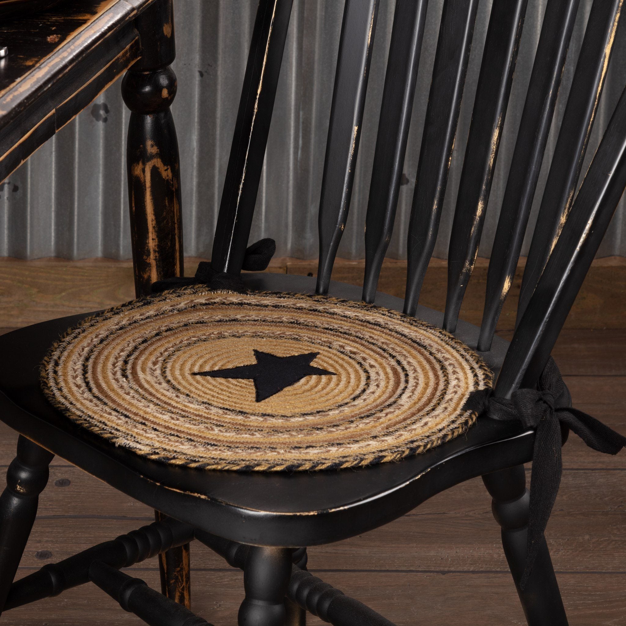 Black & Tan Jute Chair Pad 15 inch Diameter