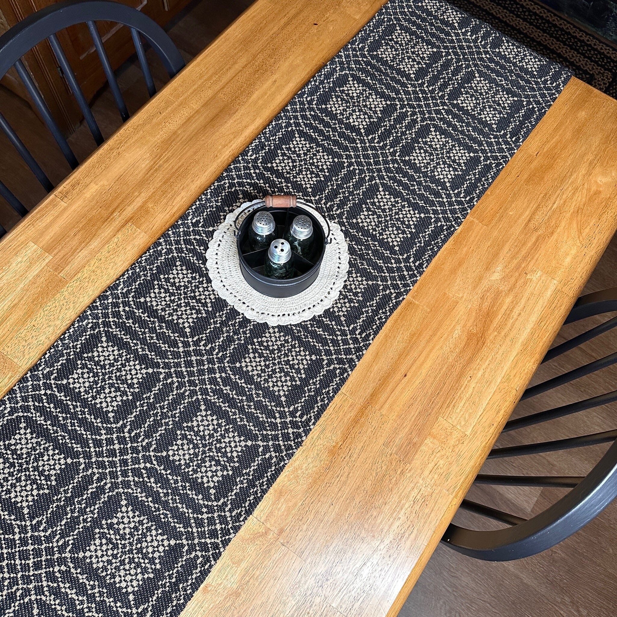 Pine Creek Nantucket Black and Tan Woven Table Runner 56"