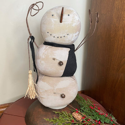 Snowdrift Snowman - Primitive Star Quilt Shop