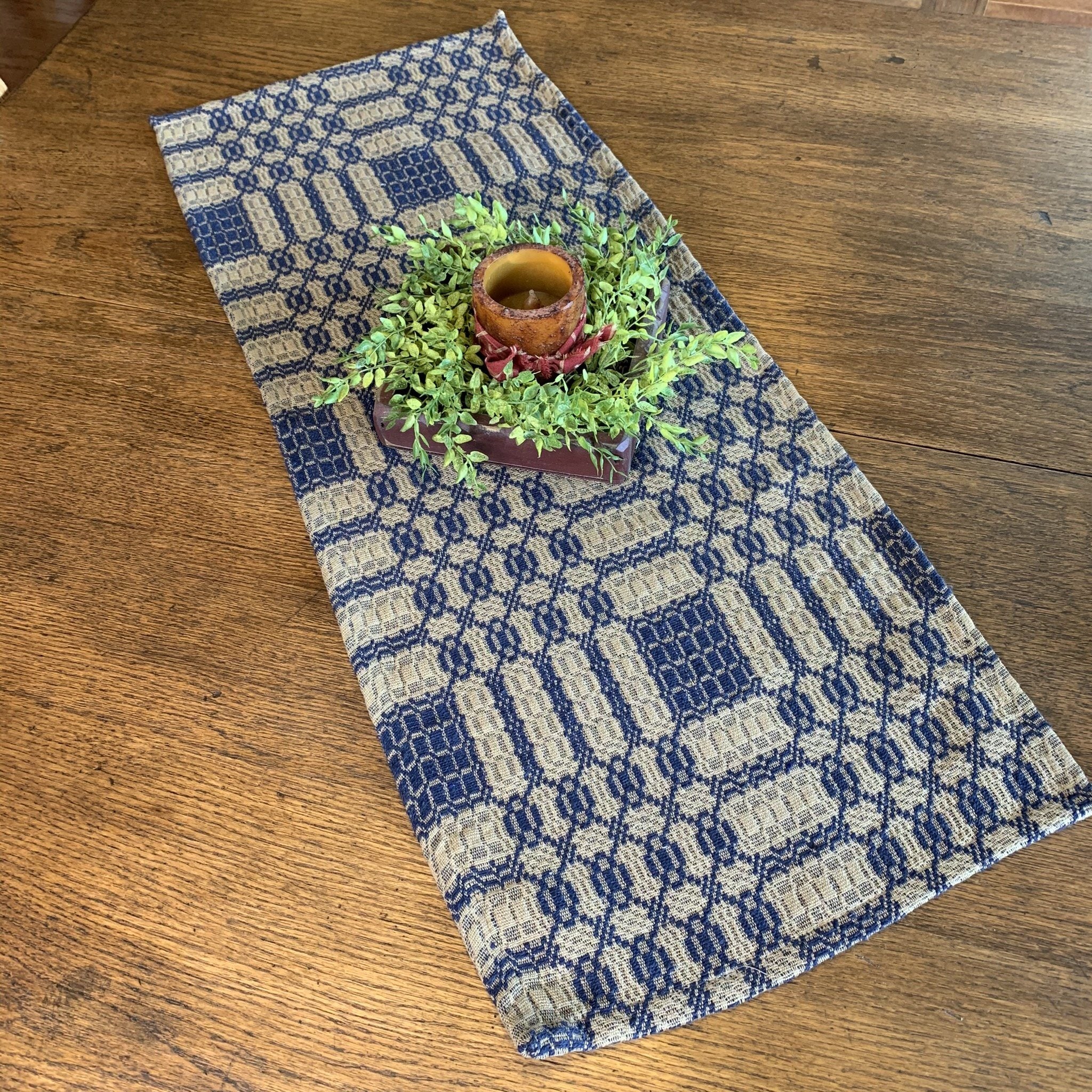 Pine Creek Westbury Navy and Tan Woven Table Runner 32"