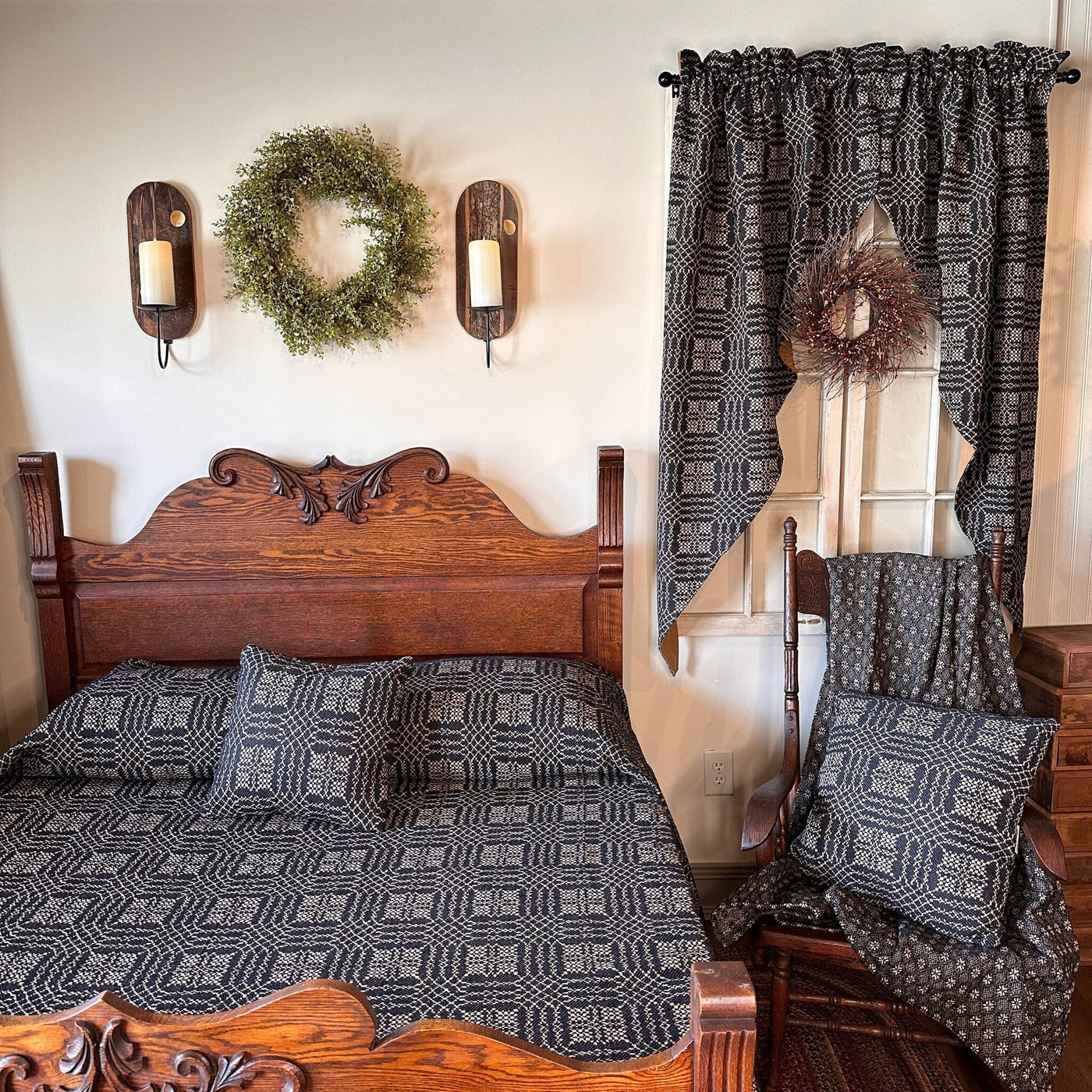 Nantucket Black and Tan Bedding