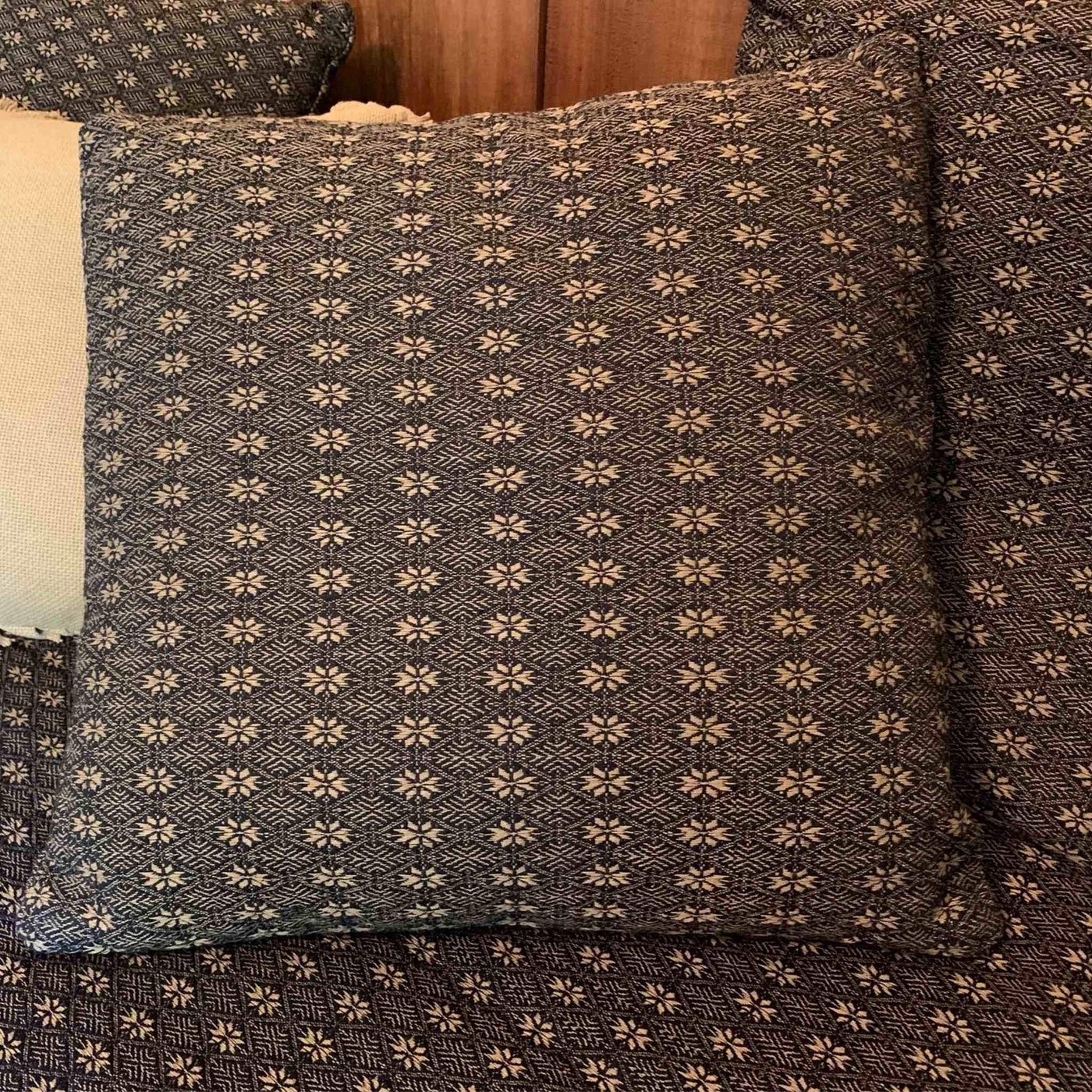 20" Pillows