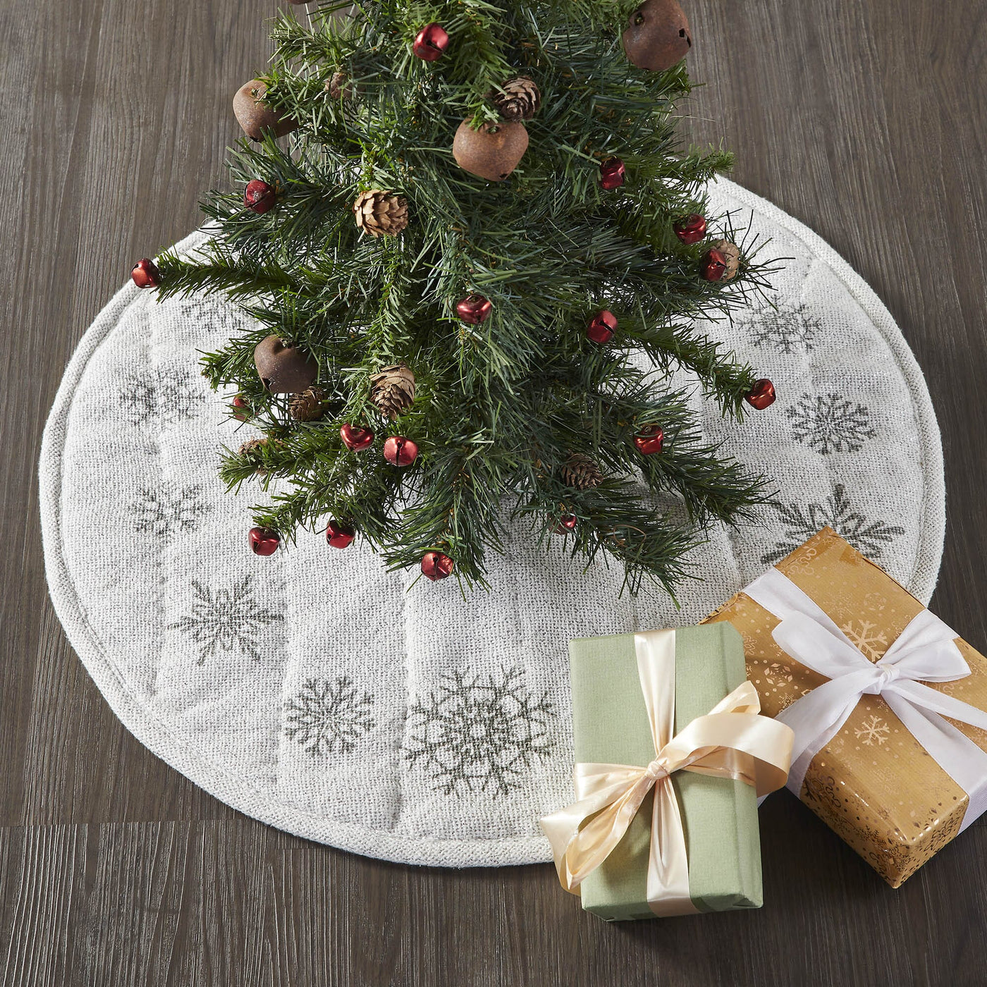 Yuletide Burlap Antique White Christmas