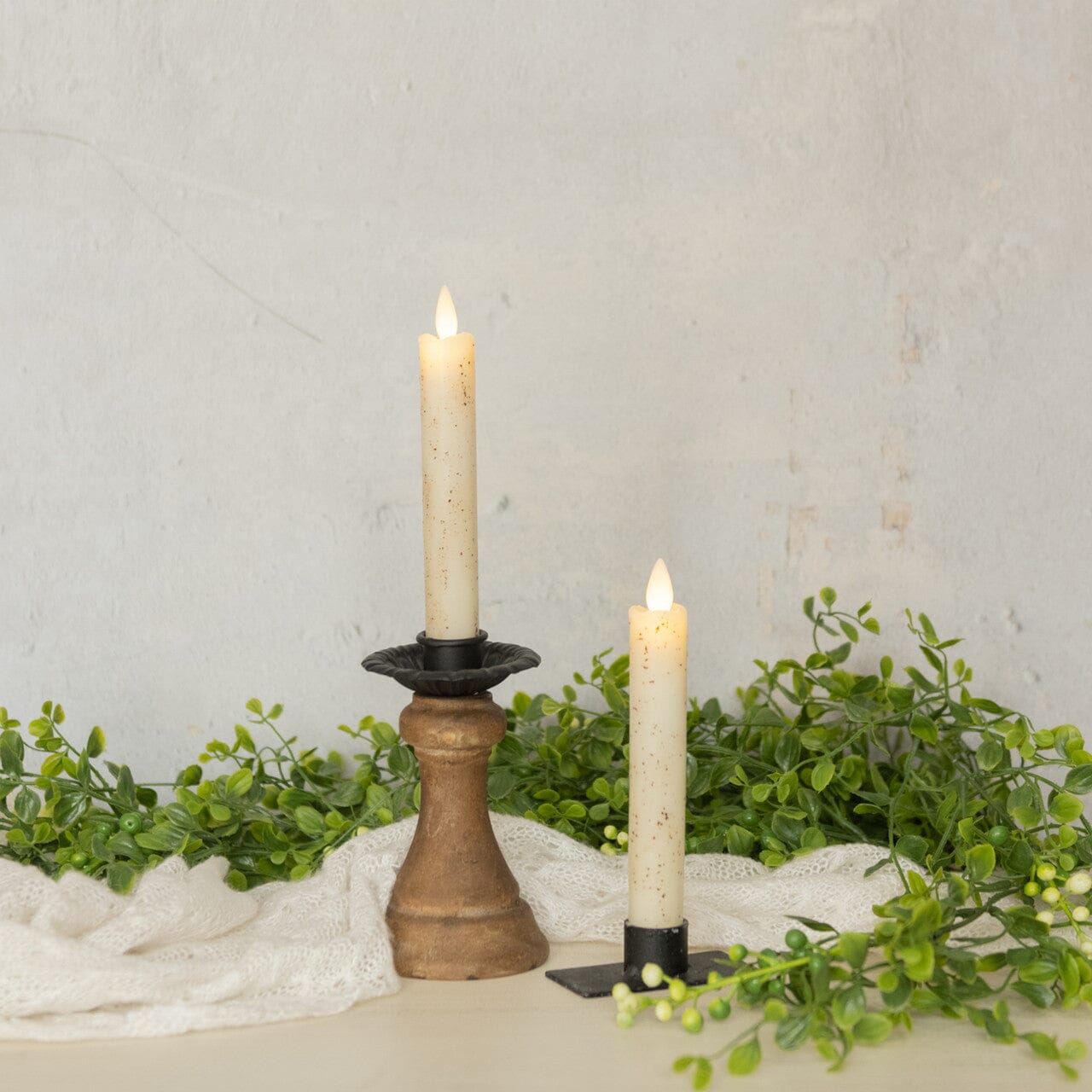 SET 4 Burnt Ivory / Cinnamon Taper TIMER Candle 6 battery operated SET 4 Burnt Ivory / Cinnamon Taper TIMER Candle 6 battery operated
