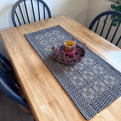 Saratoga Black and Tan Woven Table Runner 32" - Primitive Star Quilt Shop