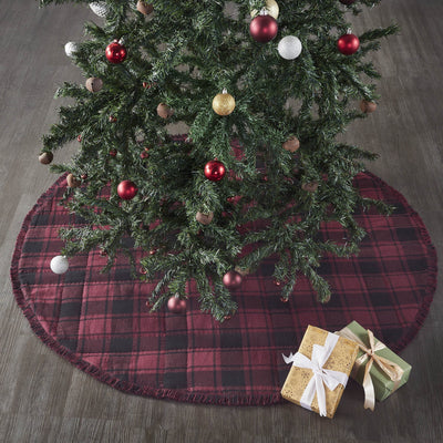 Cumberland Plaid Tree Skirt 48" - Primitive Star Quilt Shop