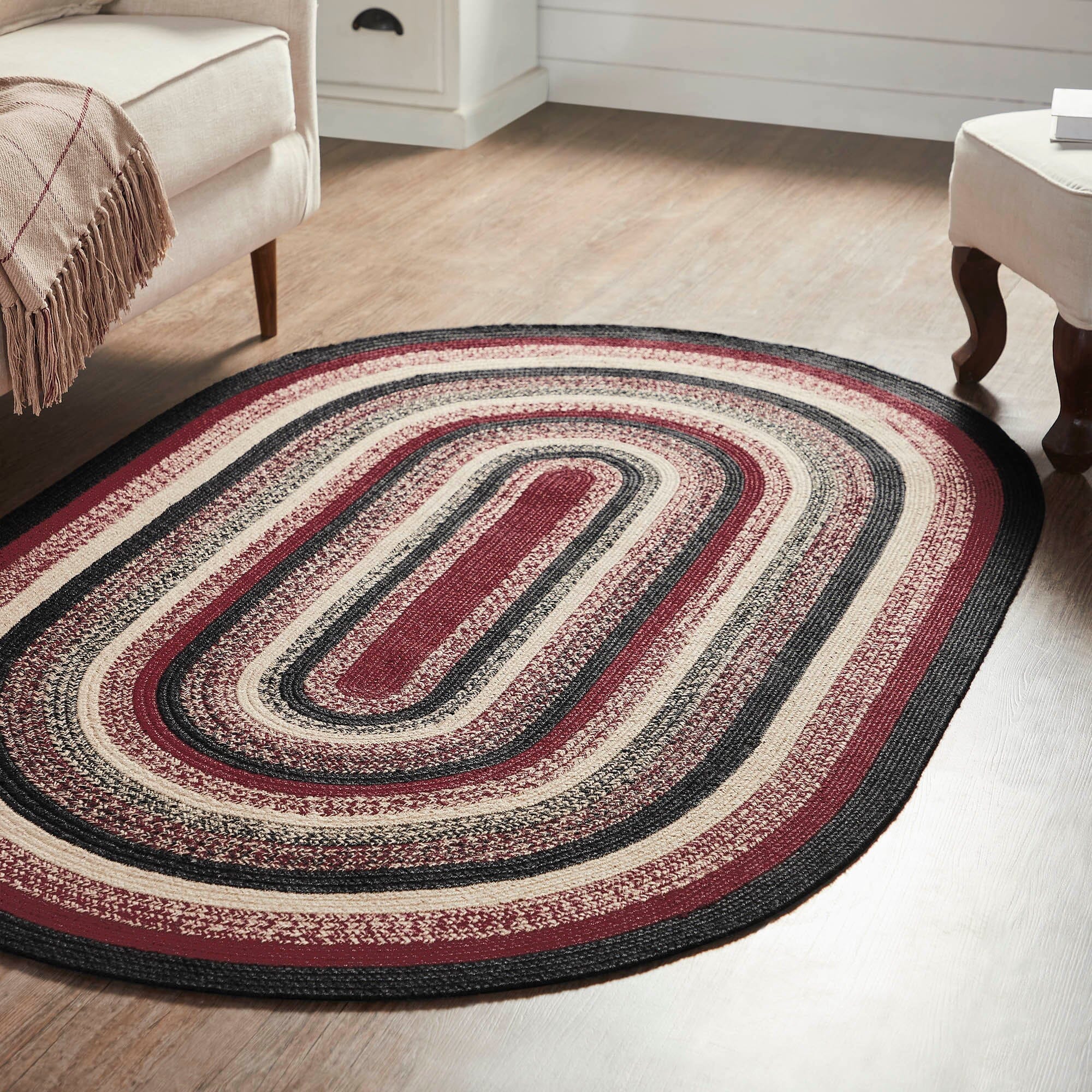 Connell Oval Braided Rug 4x6' - with Pad