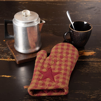 Burgundy Star Oven Mitt - Primitive Star Quilt Shop