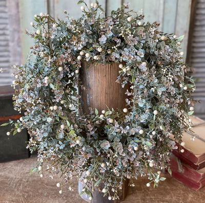 Foggy Morn Wreath 20" - Primitive Star Quilt Shop