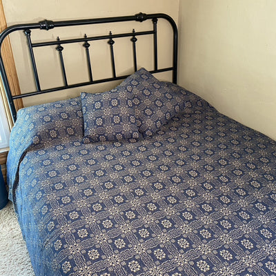 Gettysburg Navy and Tan Woven Coverlet - Primitive Star Quilt Shop