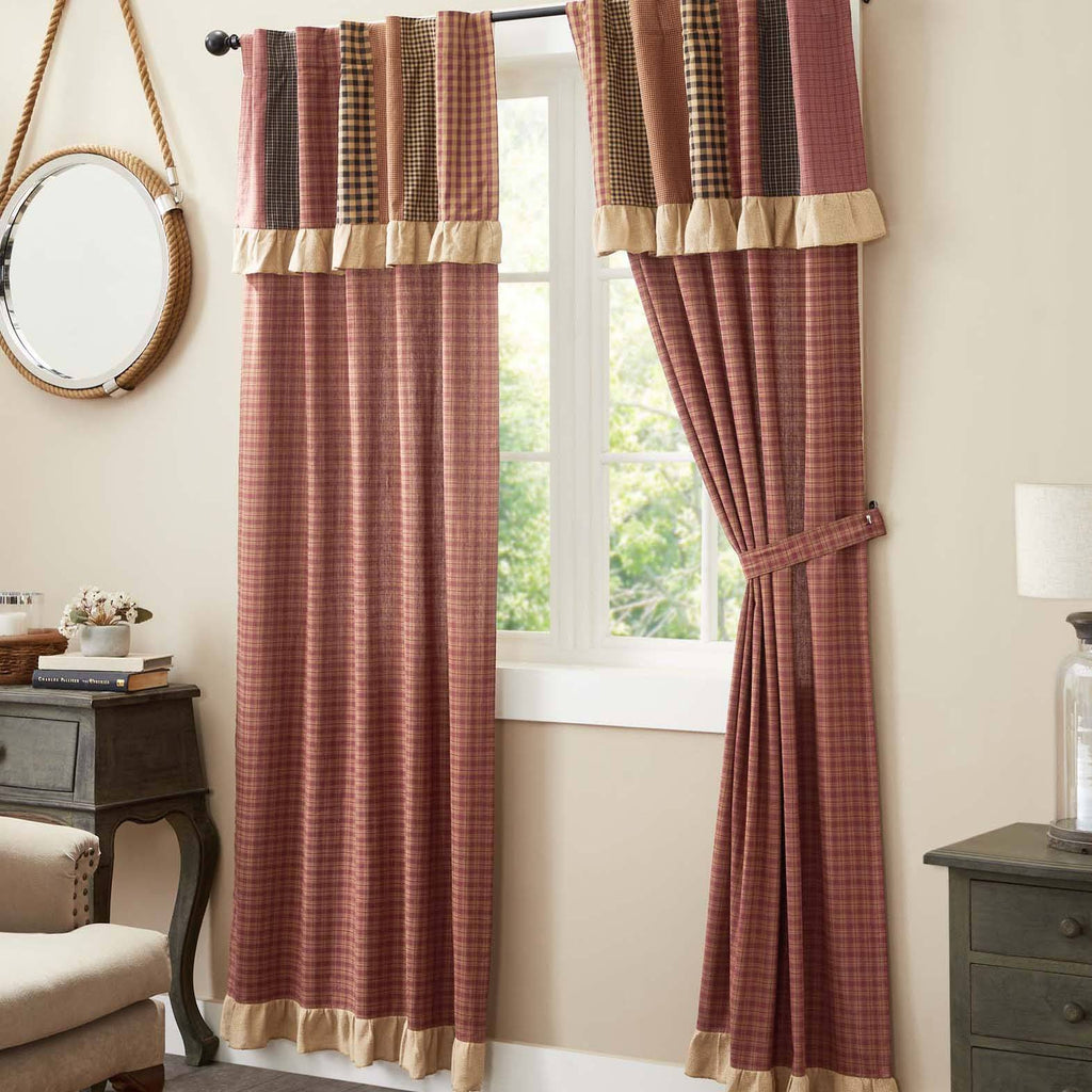 VHC Maisie Panels with Patchwork Valance - Thumbnail 4