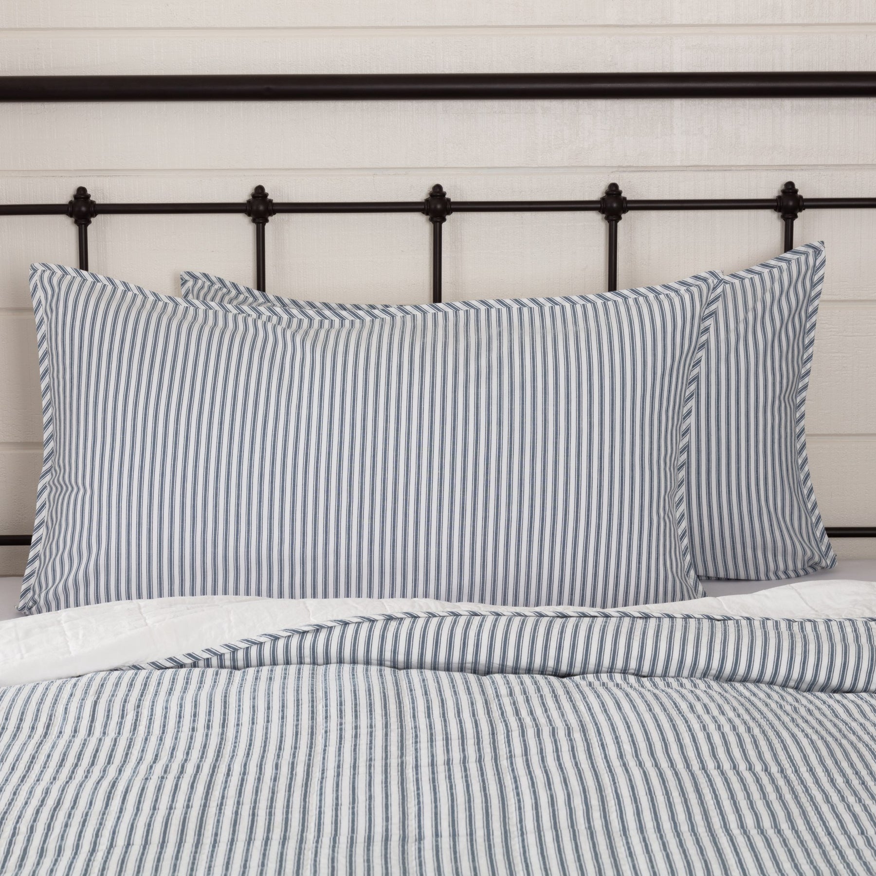 極美品セオリー絹100%STRIPED LEWIE DR SILK COMBO紺 Sawyer Mill Blue Ticking Stripe King Sham 21x37